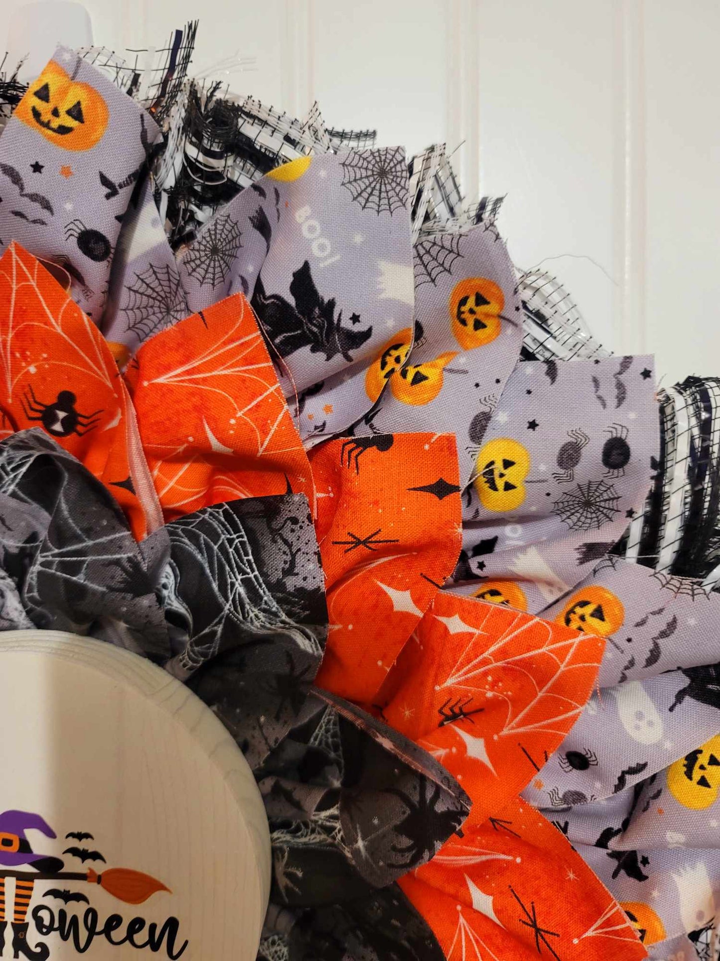 Happy Halloween Wreath