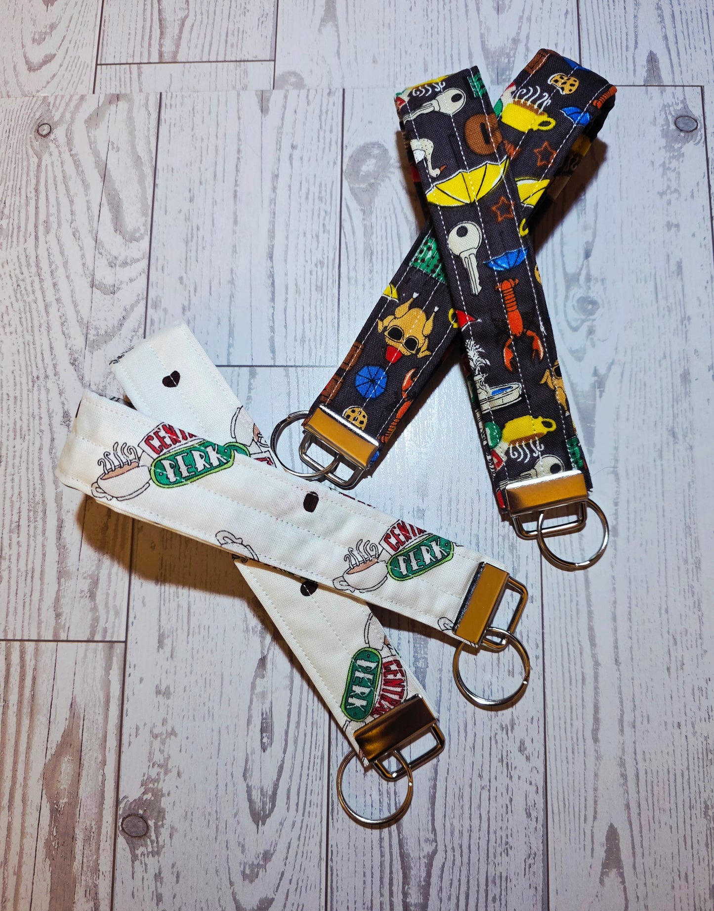 🧡 Friends Lanyards 🧡